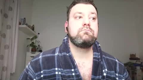 Snapshot of brucemf chatting on 19, 11, 2025 Bruce online show from 19, 11, 2025