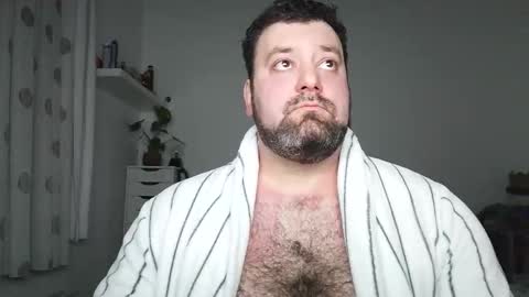 Snapshot of brucemf chatting on 26, 11, 2025 Bruce online show from 26, 11, 2025