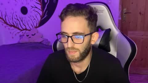 Snapshot of brulink103 chatting on 13, 9, 2025 ganjatalks online show from 13, 9, 2025