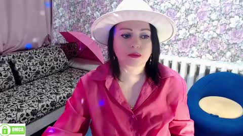 Snapshot of brunette7786 chatting on 1, 12, 2024 Julia online show from 1, 12, 2024