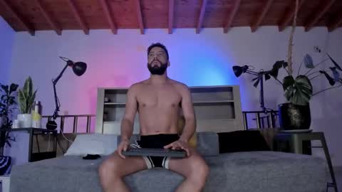 Andres Suarez online show from 3, 2, 2026