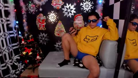 Join my fan club here 150 tokens a month online show from 29, 12, 2024