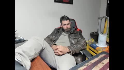 BRUTALMASTER1983 online show from 6, 11, 2025