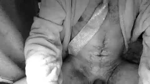 Snapshot of brutusek9191 chatting on 19, 10, 2025 brutusek9191 online show from 19, 10, 2025