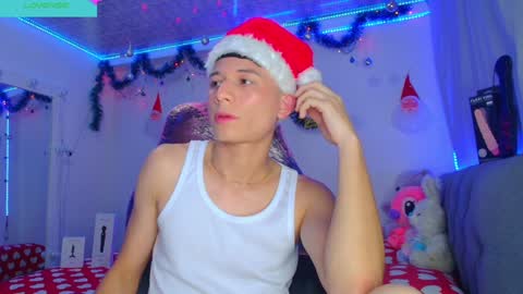 Snapshot of bryam_hot chatting on 21, 12, 2024 BRYAM INDEPENDENT MODEL online show from 21, 12, 2024