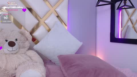 Becky Anders  online show from 17, 12, 2024