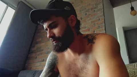 Snapshot of bryson_jace1 chatting on 20, 11, 2025 Bryson Jace online show from 20, 11, 2025