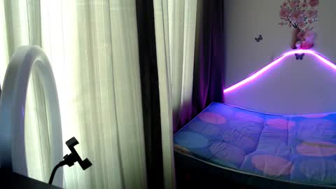 Snapshot of bryxs1 chatting on 27, 10, 2025 BRYXS online show from 27, 10, 2025