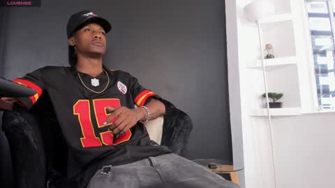 Bryxon  online show from 2, 2, 2025