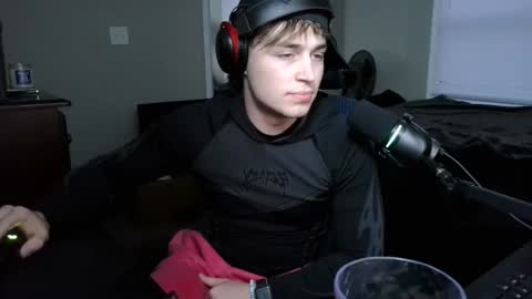 BubblebuttBdn online show from 21, 12, 2025