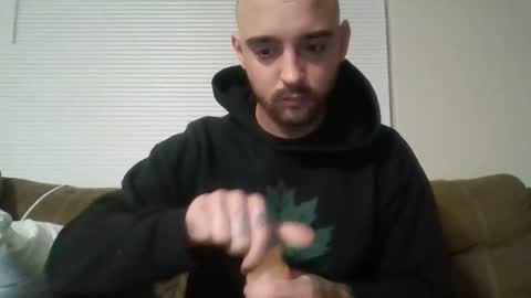 Snapshot of bud42o chatting on 15, 12, 2025 Bud42o online show from 15, 12, 2025