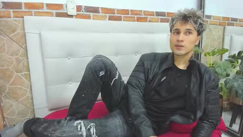 Buddy Whitte online show from 21, 9, 2025