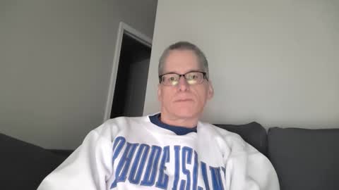 Snapshot of budman004 chatting on 15, 3, 2026 budman004 online show from 15, 3, 2026