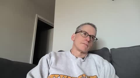 Snapshot of budman004 chatting on 21, 3, 2026 budman004 online show from 21, 3, 2026