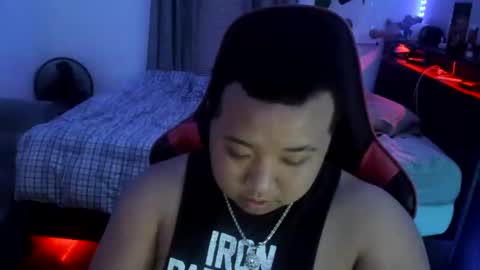 buffsexyman24 online show from 12, 3, 2025