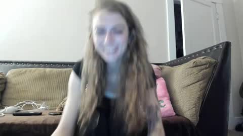 Snapshot of buffybarloe chatting on 21, 12, 2024 Buffy online show from 21, 12, 2024