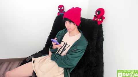 Snapshot of bumblubee chatting on 24, 12, 2024 Tonny online show from 24, 12, 2024