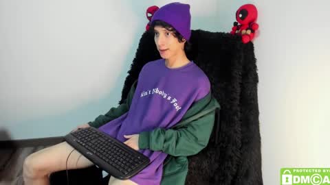 Snapshot of bumblubee chatting on 27, 12, 2024 Tonny online show from 27, 12, 2024