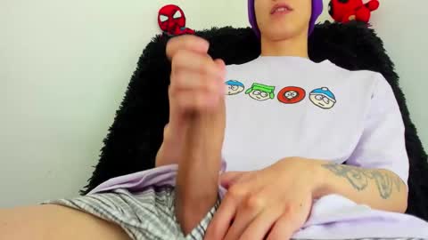 Snapshot of bumblubee chatting on 6, 2, 2025 Tonny online show from 6, 2, 2025