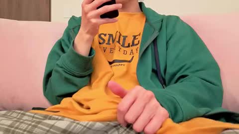 Snapshot of bumblubee chatting on 22, 9, 2025 Tonny online show from 22, 9, 2025