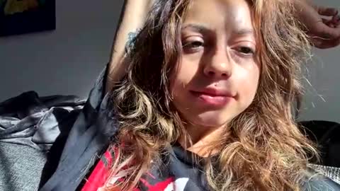 Snapshot of bunnyaliengirl_ chatting on 24, 10, 2025 Bunnyaliengirl online show from 24, 10, 2025