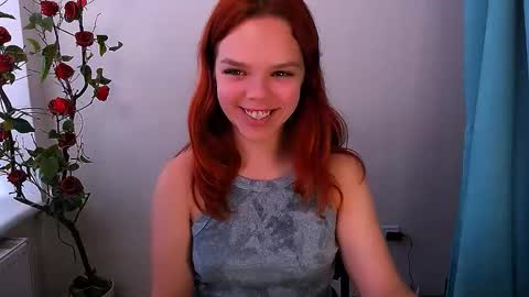 Snapshot of bunnybloom_ chatting on 28, 10, 2025 Ariel online show from 28, 10, 2025