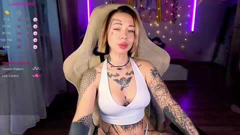 bunnykelly online show from 25, 9, 2025