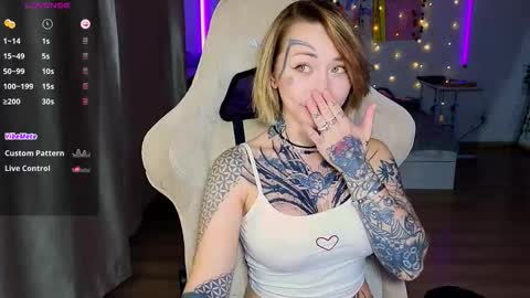 bunnykelly online show from 23, 10, 2025