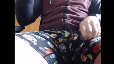 burbsguy2016 online show from 17, 12, 2024