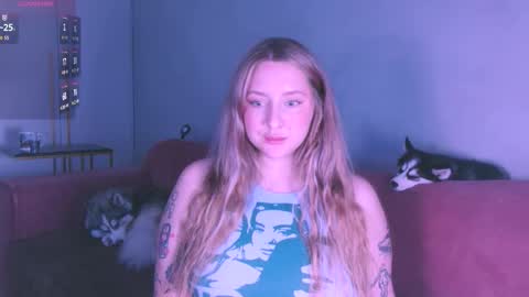 Snapshot of burn_lissa chatting on 26, 10, 2025 Lissa online show from 26, 10, 2025