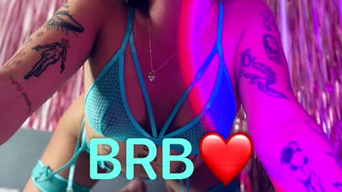 Snapshot of burn_lissa chatting on 12, 11, 2025 Lissa online show from 12, 11, 2025