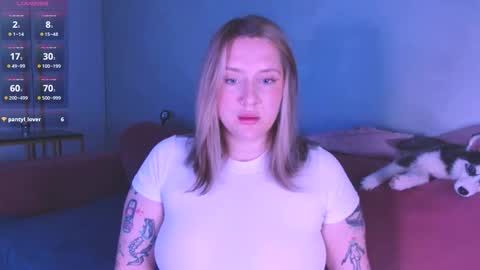 Snapshot of burn_lissa chatting on 23, 11, 2025 Lissa online show from 23, 11, 2025