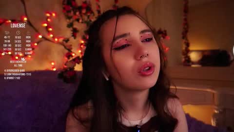 Snapshot of burnletitallburn chatting on 1, 11, 2025 Jessica online show from 1, 11, 2025