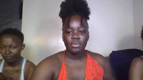 Snapshot of busty_mellons chatting on 2, 10, 2025 busty_mellons online show from 2, 10, 2025