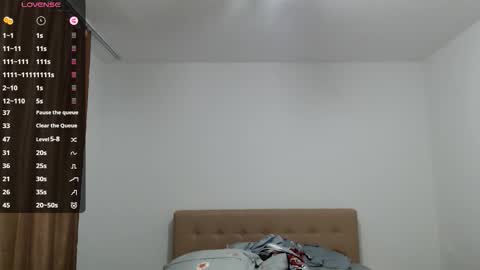 Snapshot of bustyemma chatting on 21, 11, 2025 Emma online show from 21, 11, 2025