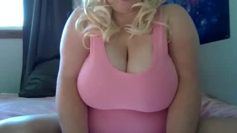 Snapshot of bustyflirt1 chatting on 3, 11, 2025 bustyflirt1 online show from 3, 11, 2025