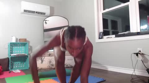 Snapshot of butt3rcup chatting on 14, 9, 2025 Goddess online show from 14, 9, 2025