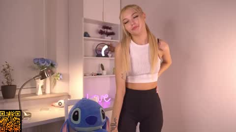 butteflai online show from 21, 11, 2025