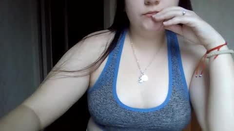 butterfly18988 online show from 25, 10, 2025