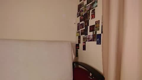 Snapshot of c0ralynx chatting on 12, 11, 2025 C0ralynx online show from 12, 11, 2025