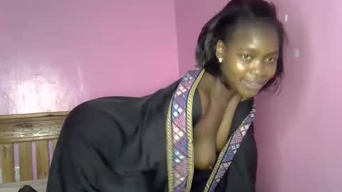 C--trish online show from 11, 11, 2025