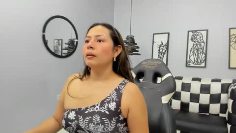 Snapshot of caamii_sweett chatting on 8, 3, 2026 Camii Sweet online show from 8, 3, 2026