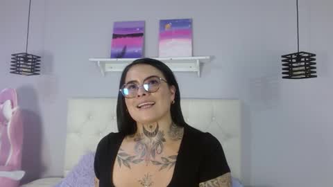 Candy online show from 29, 9, 2025