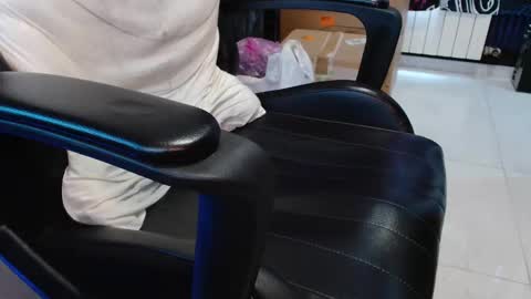 cafetabac online show from 13, 1, 2025