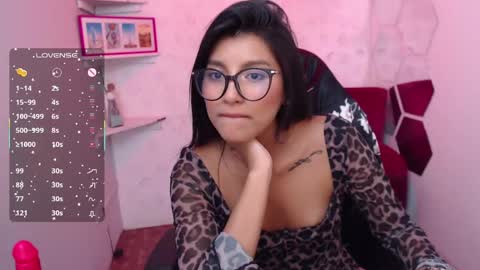 Cailee  online show from 16, 9, 2025