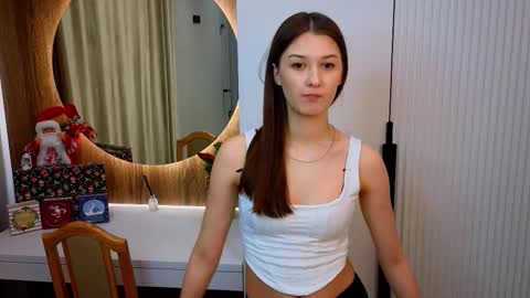 Kira online show from 2, 2, 2026