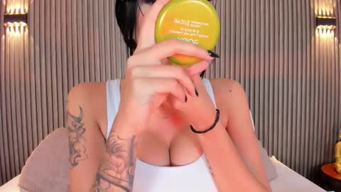 Caitlyn  online show from 11, 3, 2026