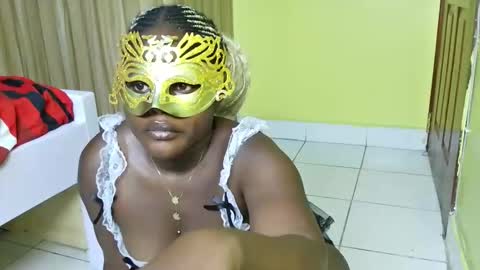 Snapshot of cakebooty2 chatting on 28, 10, 2025 cakebooty2 online show from 28, 10, 2025