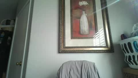 Snapshot of calbry82 chatting on 4, 11, 2025 calbry82 online show from 4, 11, 2025