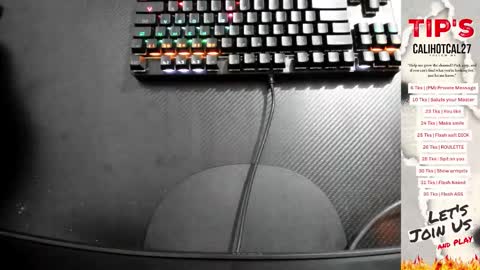 Snapshot of calihotcaliente27 chatting on 11, 10, 2025 calihotcaliente27 online show from 11, 10, 2025